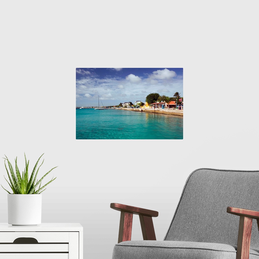 A modern room featuring ABC Islands - BONAIRE - Kralendijk: Ocean View form Karel's Pier