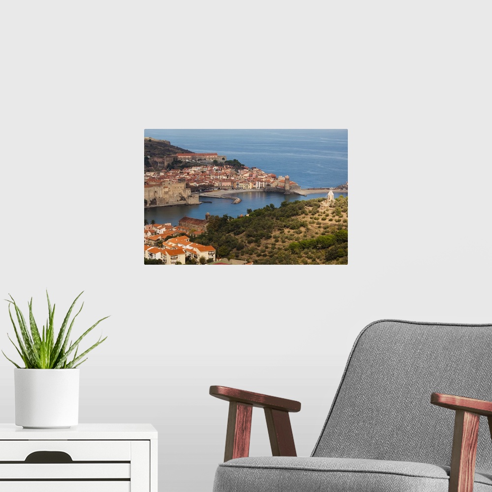 A modern room featuring France, Languedoc-Roussillon, Collioure, Town Overview, Daytime