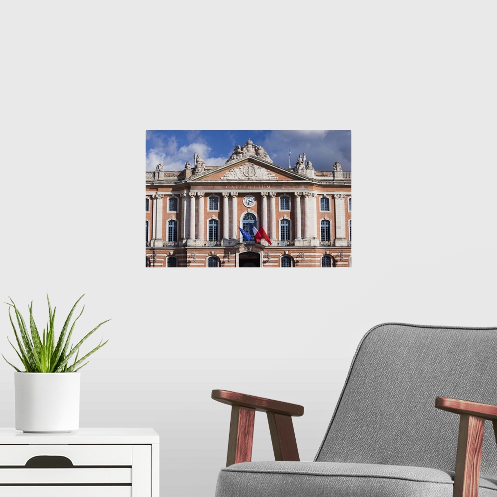 A modern room featuring France, Toulouse, Place Du Capitole, Town Hall