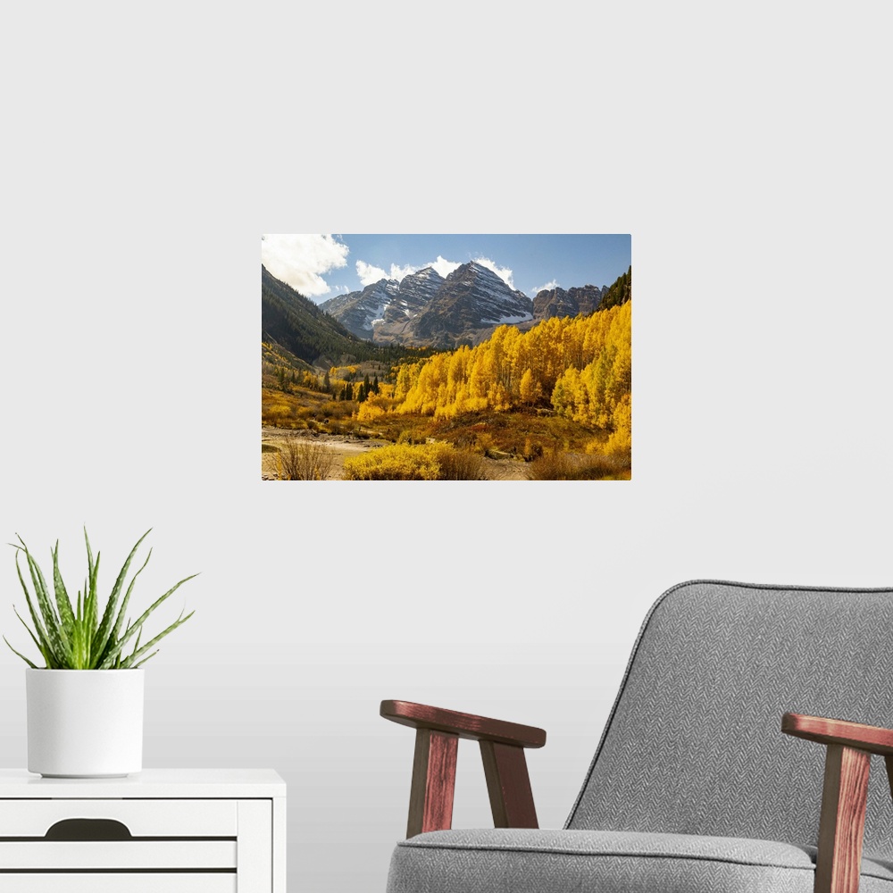 A modern room featuring Maroon Bells-Snowmass Wilderness in Aspen, Colorado in autumn. United States, Colorado.