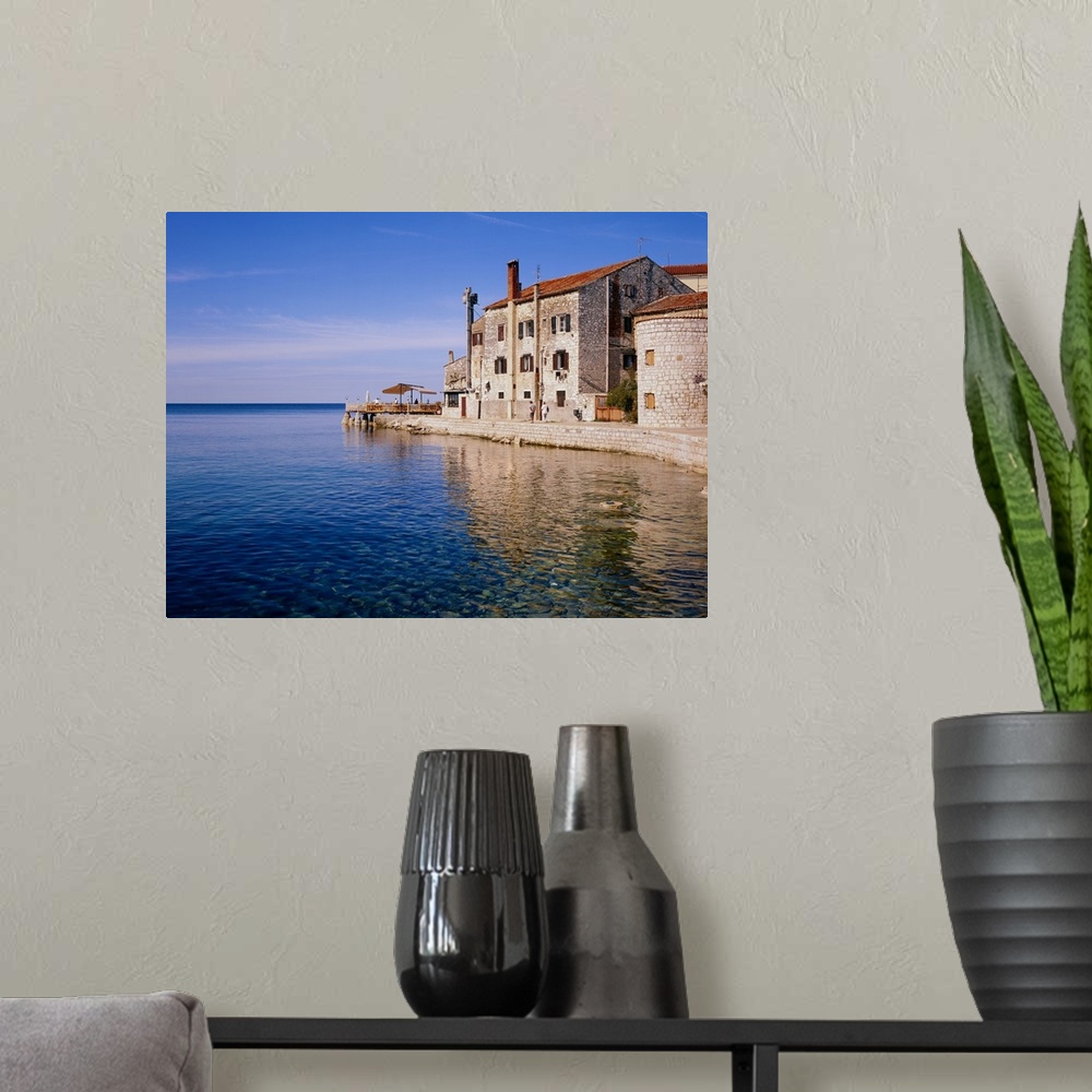A modern room featuring Croatia, Istria, Umag, old houses and restaurant