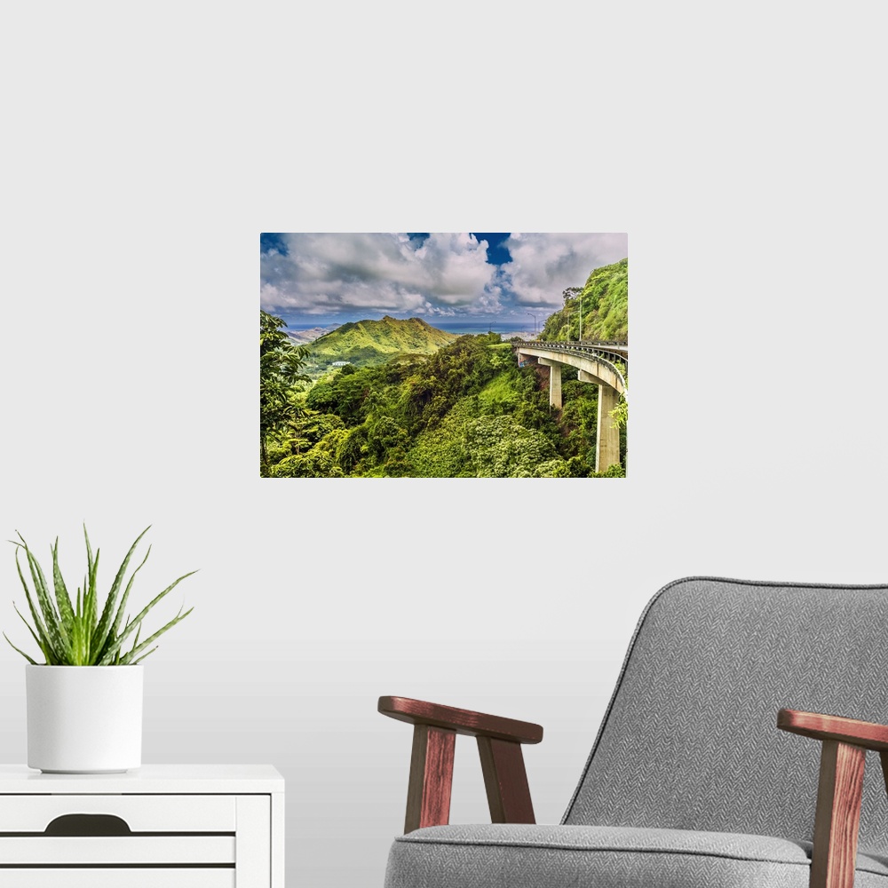 A modern room featuring Hawaii, Oahu view of the Pali Highway.