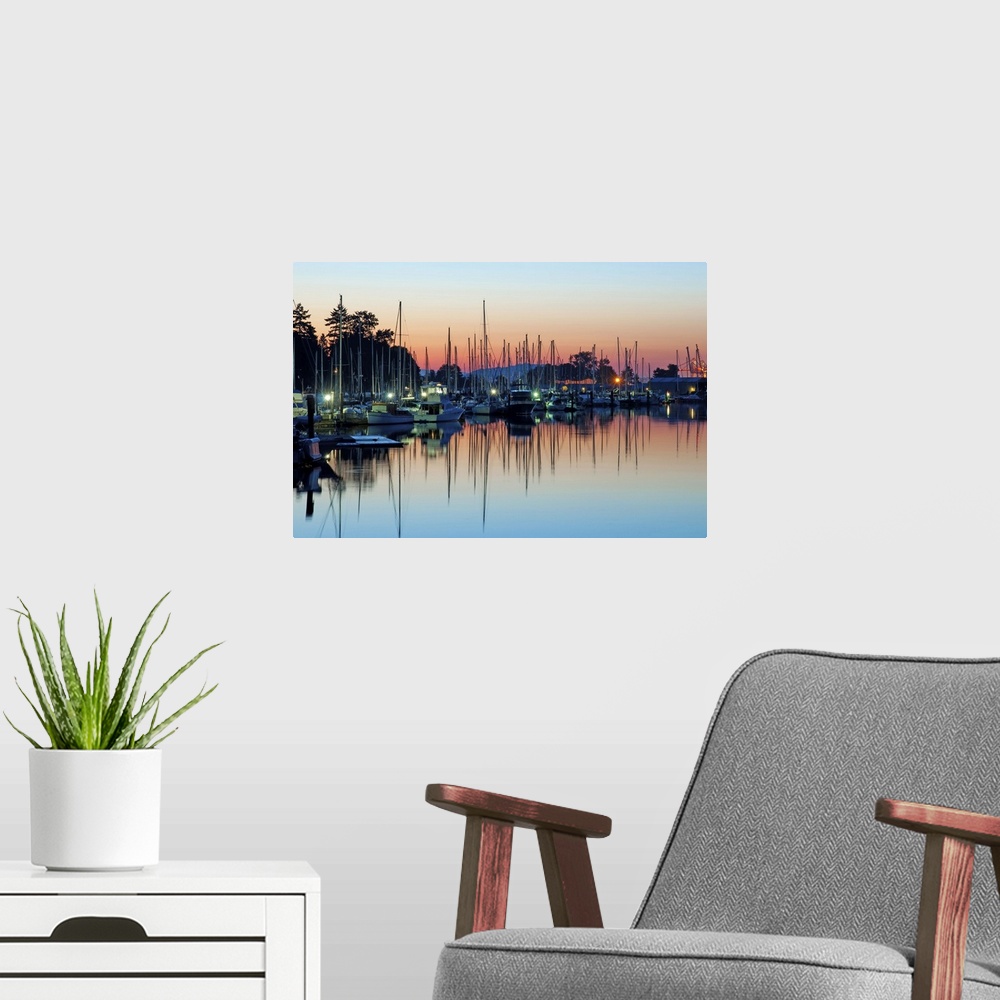 A modern room featuring Sailing boats in Coal Harbour near Stanley Park  in Vancouver.