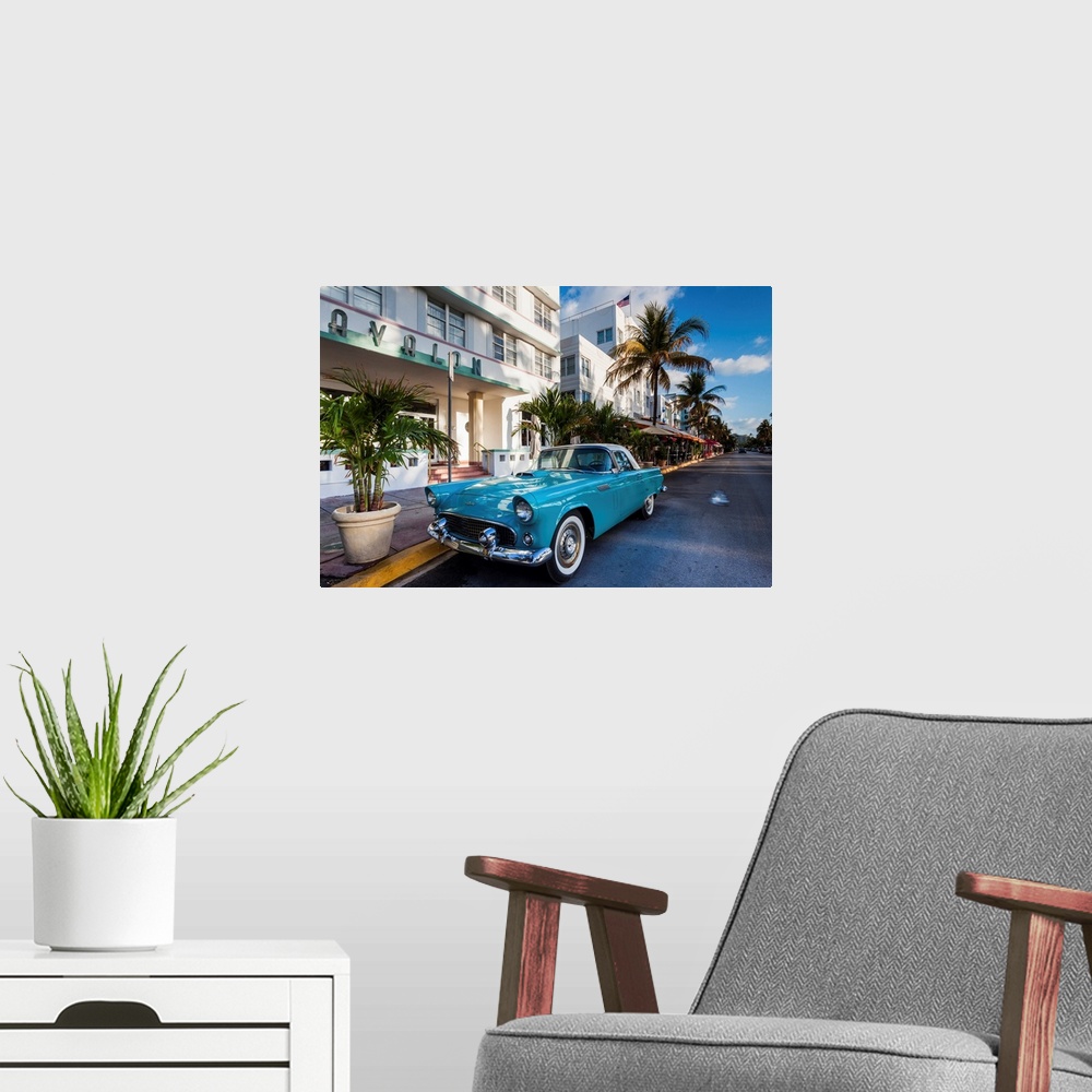 A modern room featuring USA, Miami Beach, South Beach, Ocean Drive, Avalon Hotel and 1957 Thunderbird car