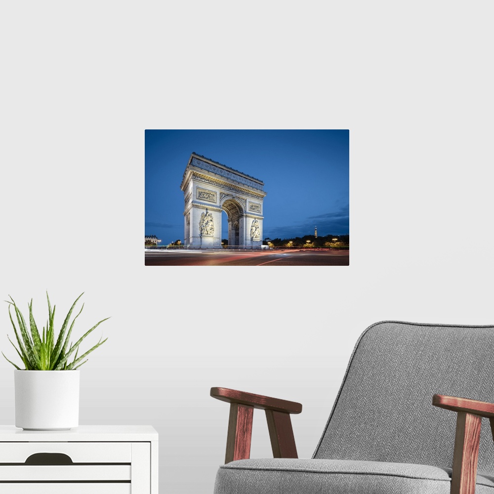 A modern room featuring Twilight at Arc de Triomphe de l'etoile, Paris, France