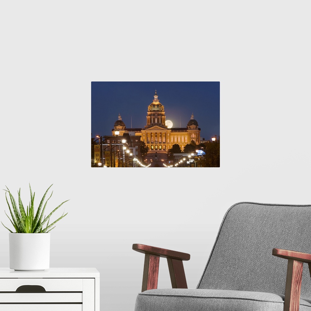 A modern room featuring Facade of a government building, Iowa State Capitol, Des Moines, Iowa