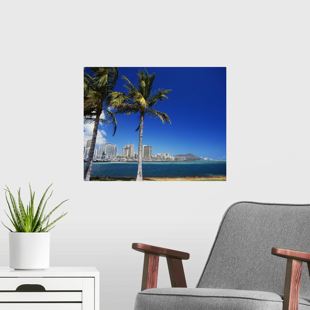 A modern room featuring Hawaii, Oahu, Honolulu, Diamond Head Behind Palm Trees