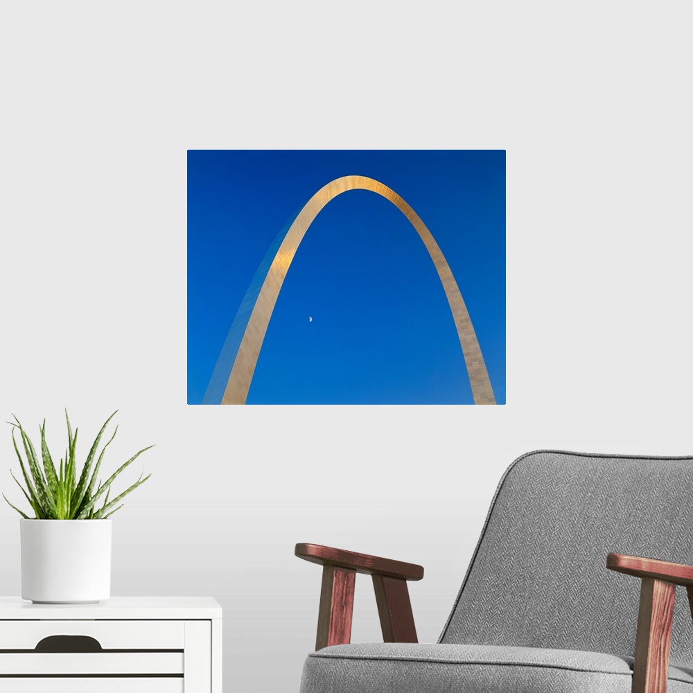A modern room featuring Missouri, St. Louis, Jefferson National Expansion Memorial, Gateway Arch at dusk