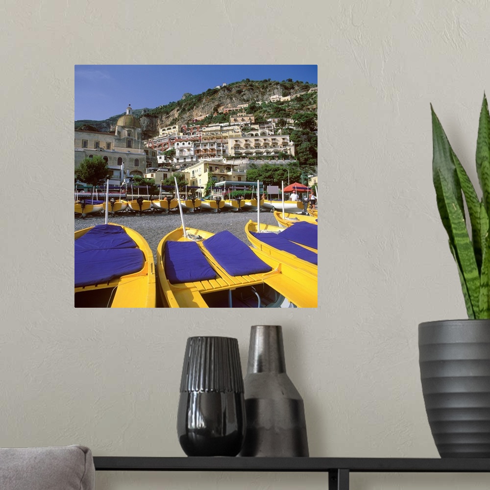 A modern room featuring Italy, Campania, Positano, Amalfi coast, beach and town
