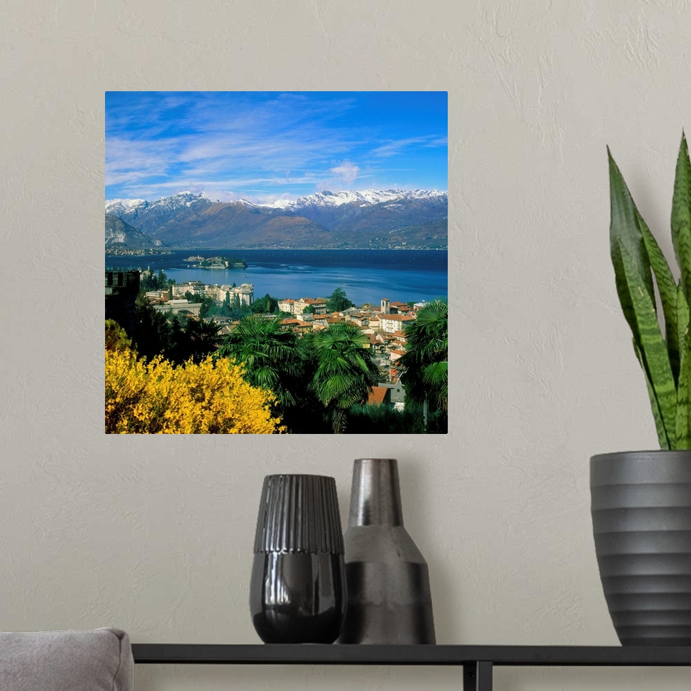 A modern room featuring Italy, Maggiore Lake, Stresa and Isola Bella