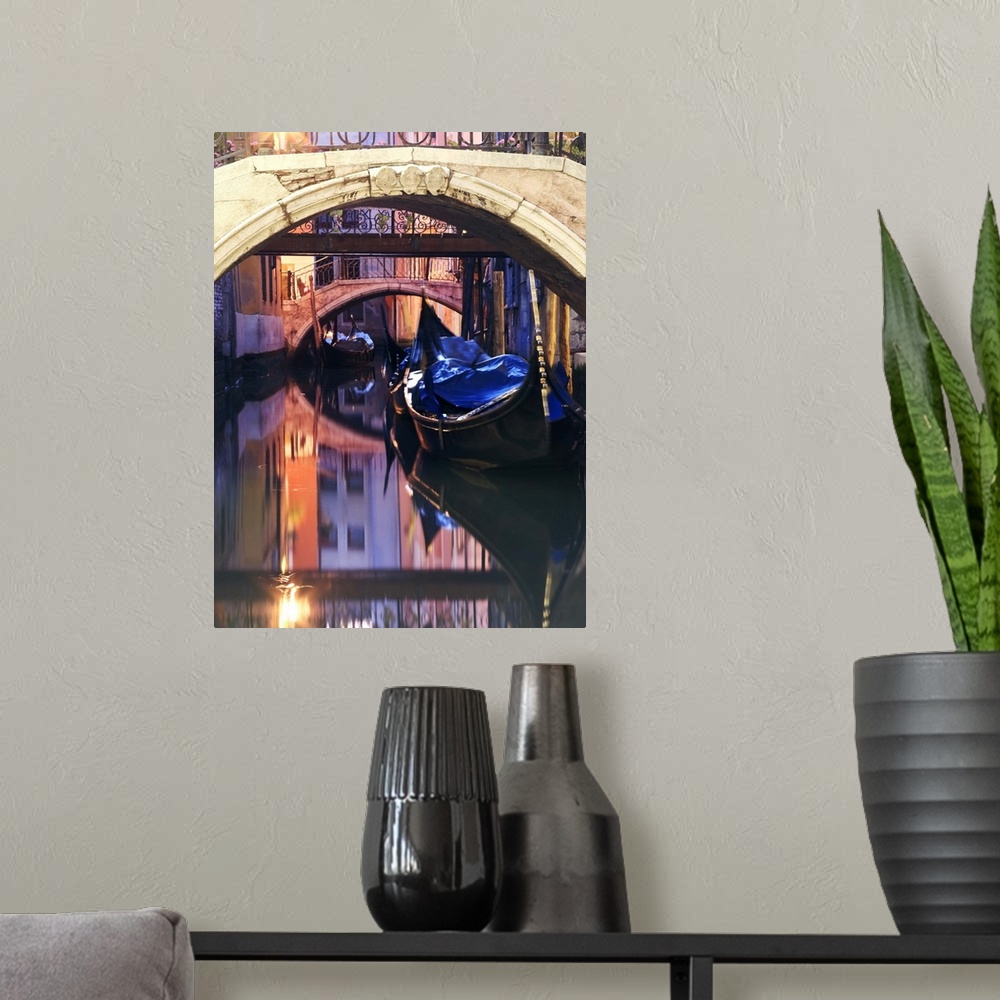 A modern room featuring Italy, Venice. View of a canal