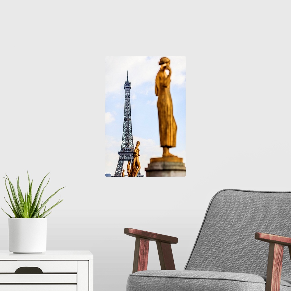 A modern room featuring France, Ile-de-France, Ville de Paris, Paris, Invalides, Eiffel Tower, Eiffel Tower and Les Fruit...