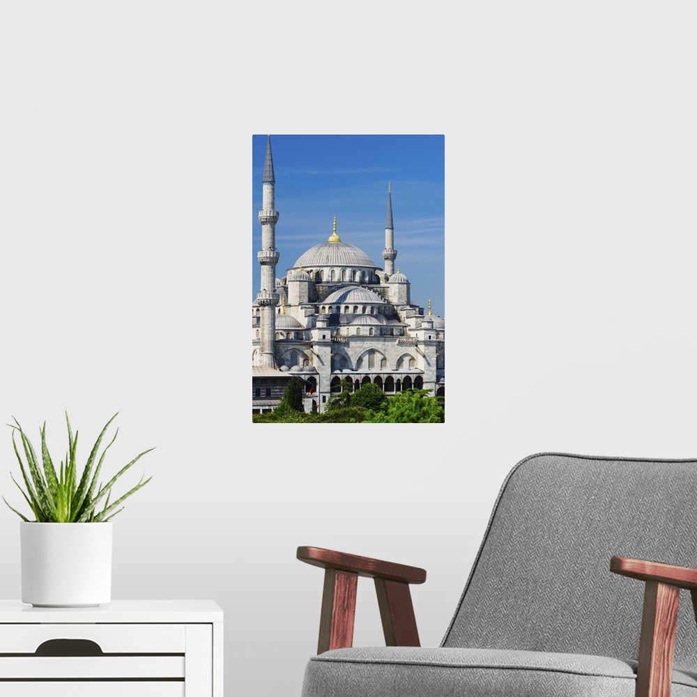 A modern room featuring Turkey, Istanbul, Blue Mosque