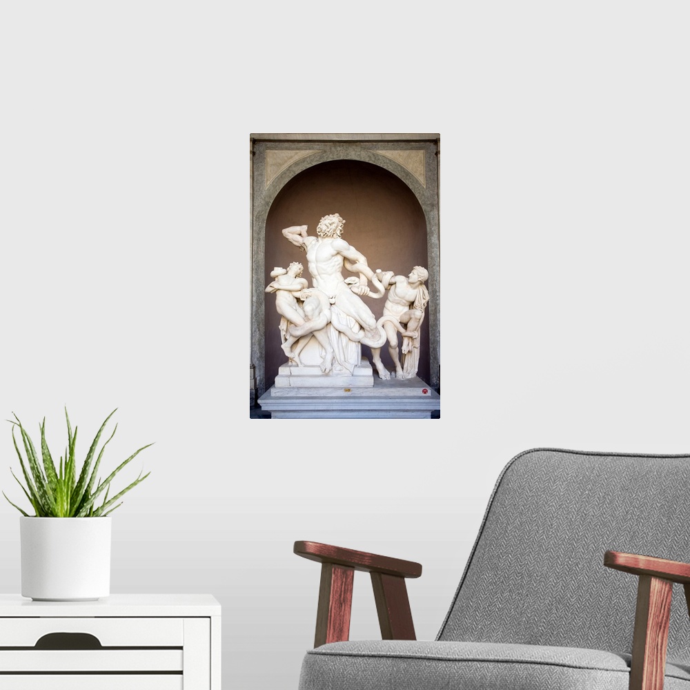 A modern room featuring Laocoon group, Vatican Museums