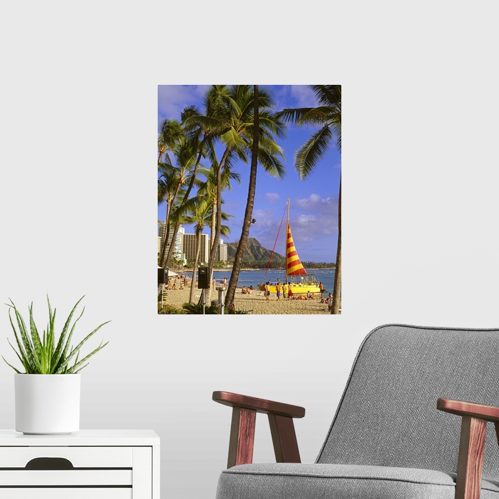 A modern room featuring Hawaii, Tropics, Pacific ocean, Oahu island, Honolulu, Waikiki beach