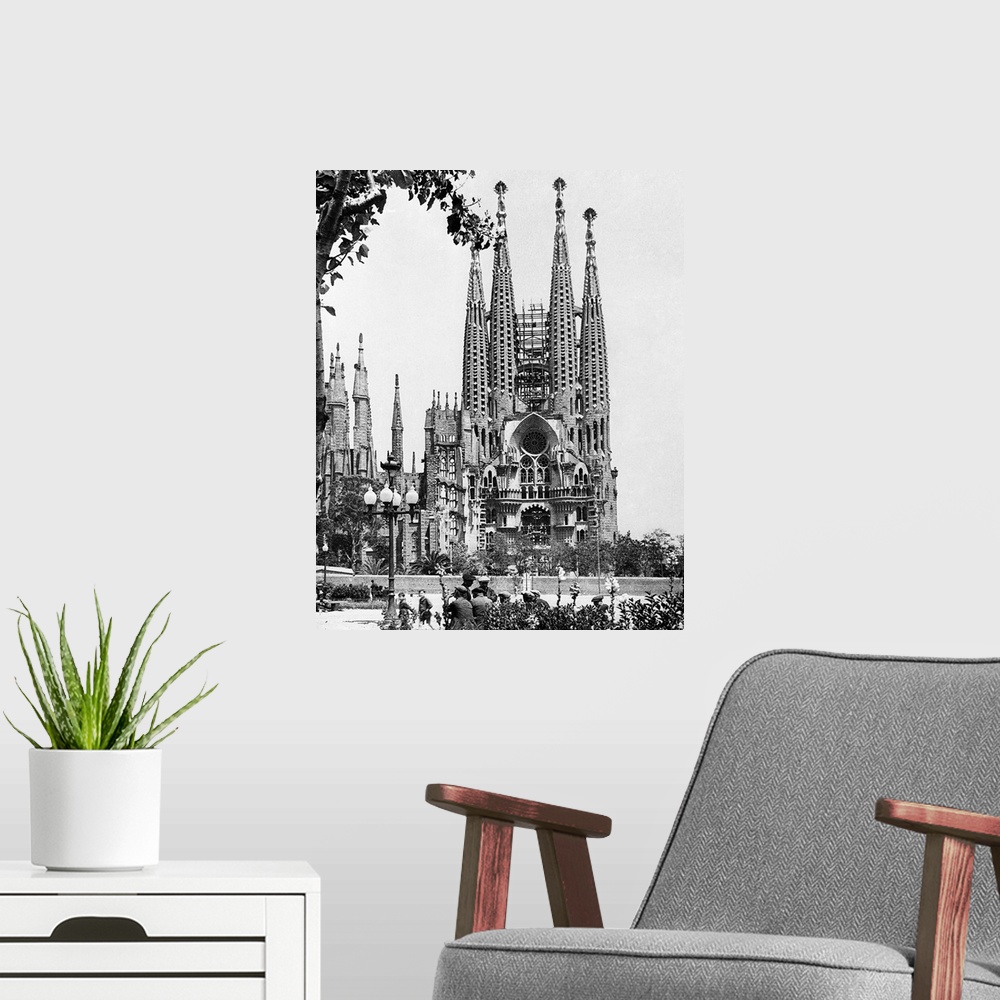A modern room featuring The Cathedral Of The Sagrada Familia In Barcelona, 1939