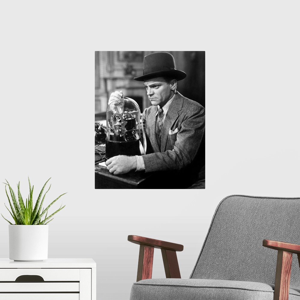 A modern room featuring American cinema-actor.