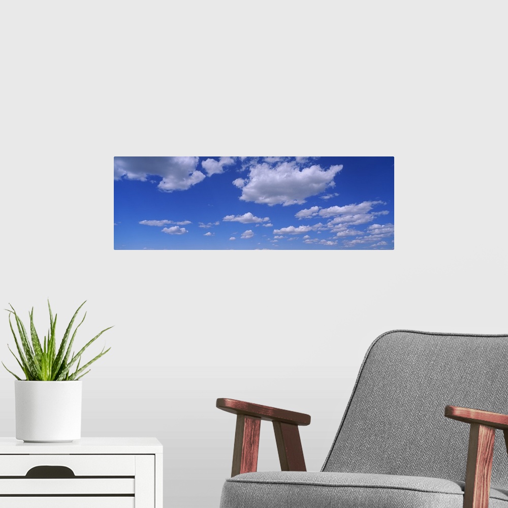 A modern room featuring Cumulus clouds in the sky, Texas
