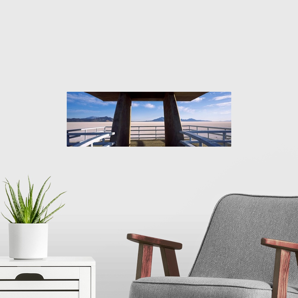 A modern room featuring Viewing Platform, Bonneville Salt Flats, Utah