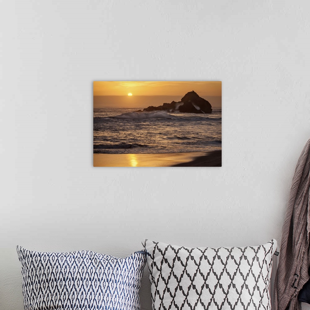 A bohemian room featuring USA, California, Big Sur, Sunset and splashes at Pfeiffer Beach