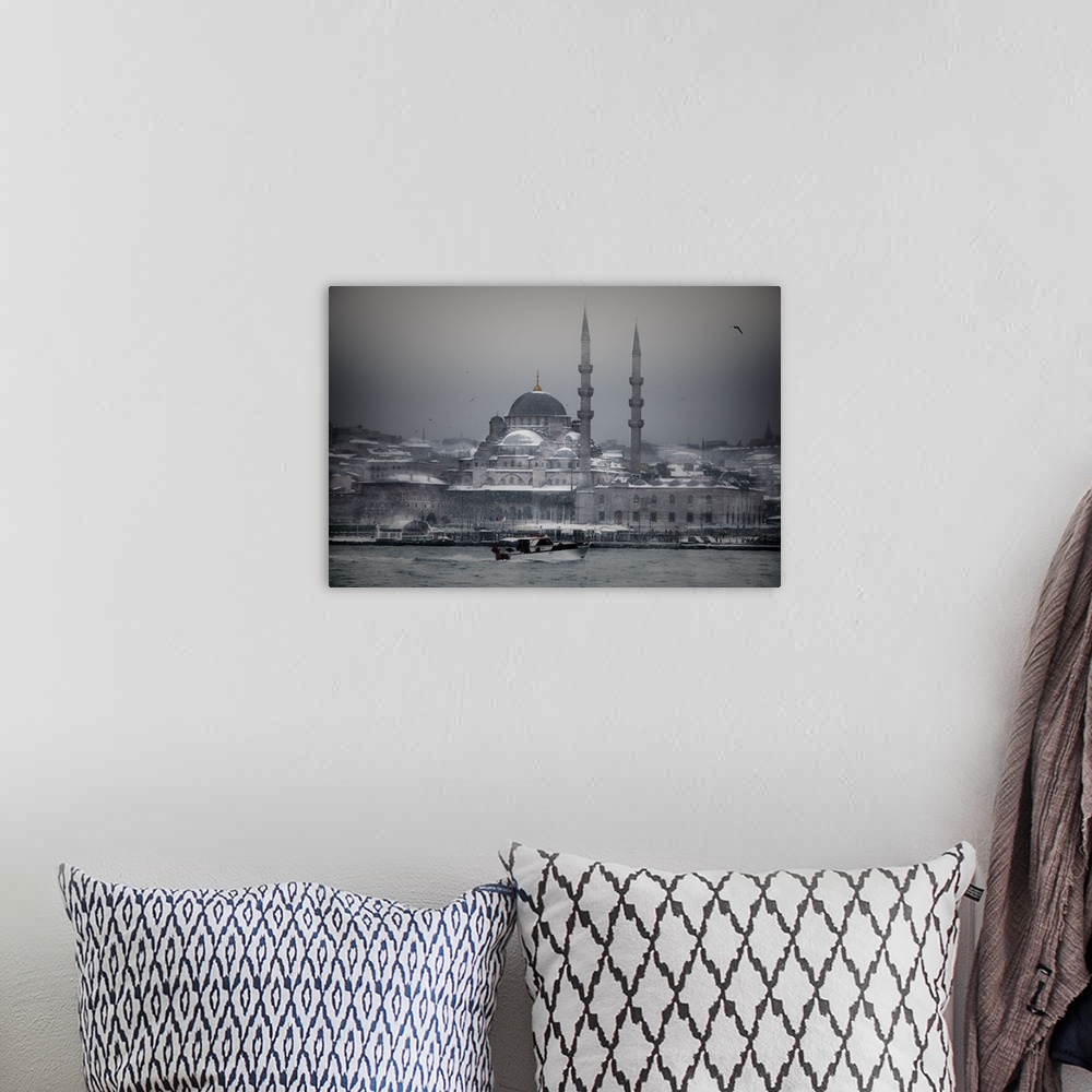 A bohemian room featuring Turkey, Marmara, Bosphorus, Istanbul, Yeni Mosque over the Bosphorus