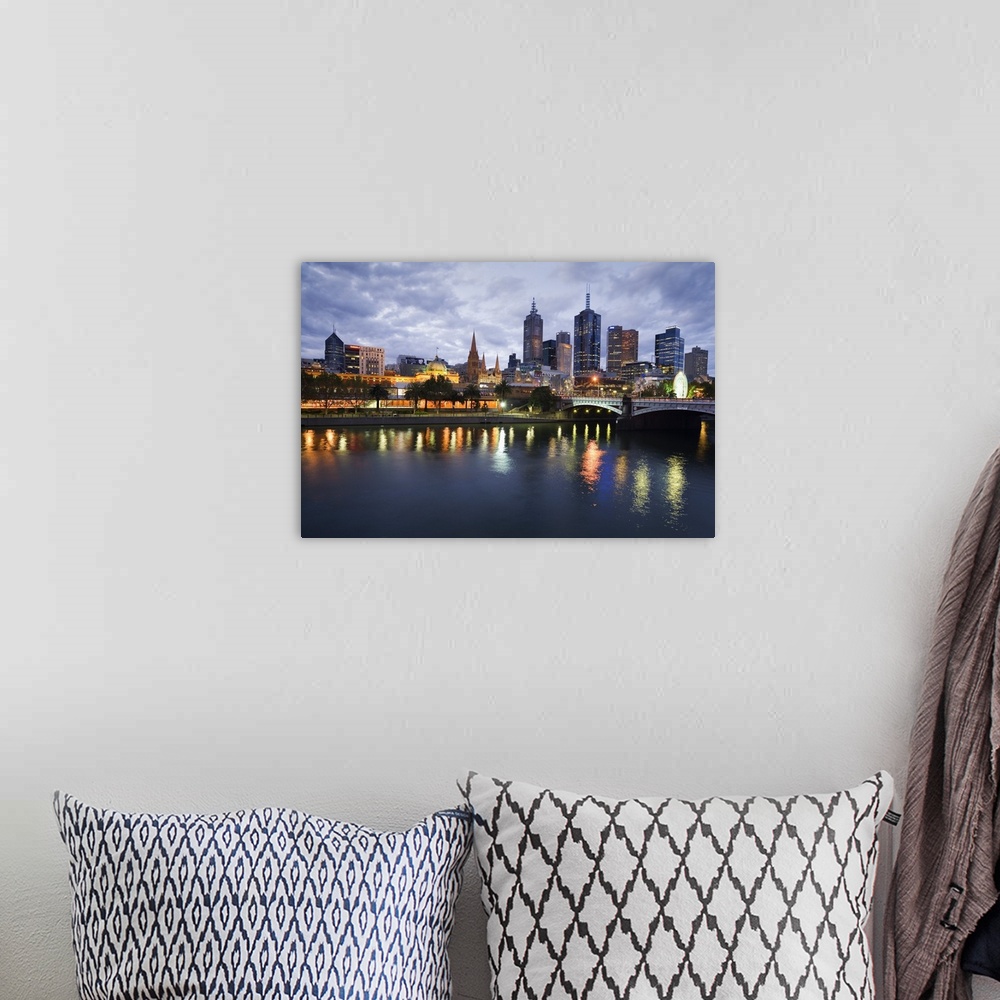 A bohemian room featuring Australia, Victoria, Melbourne. Yarra River and city skyline by night.