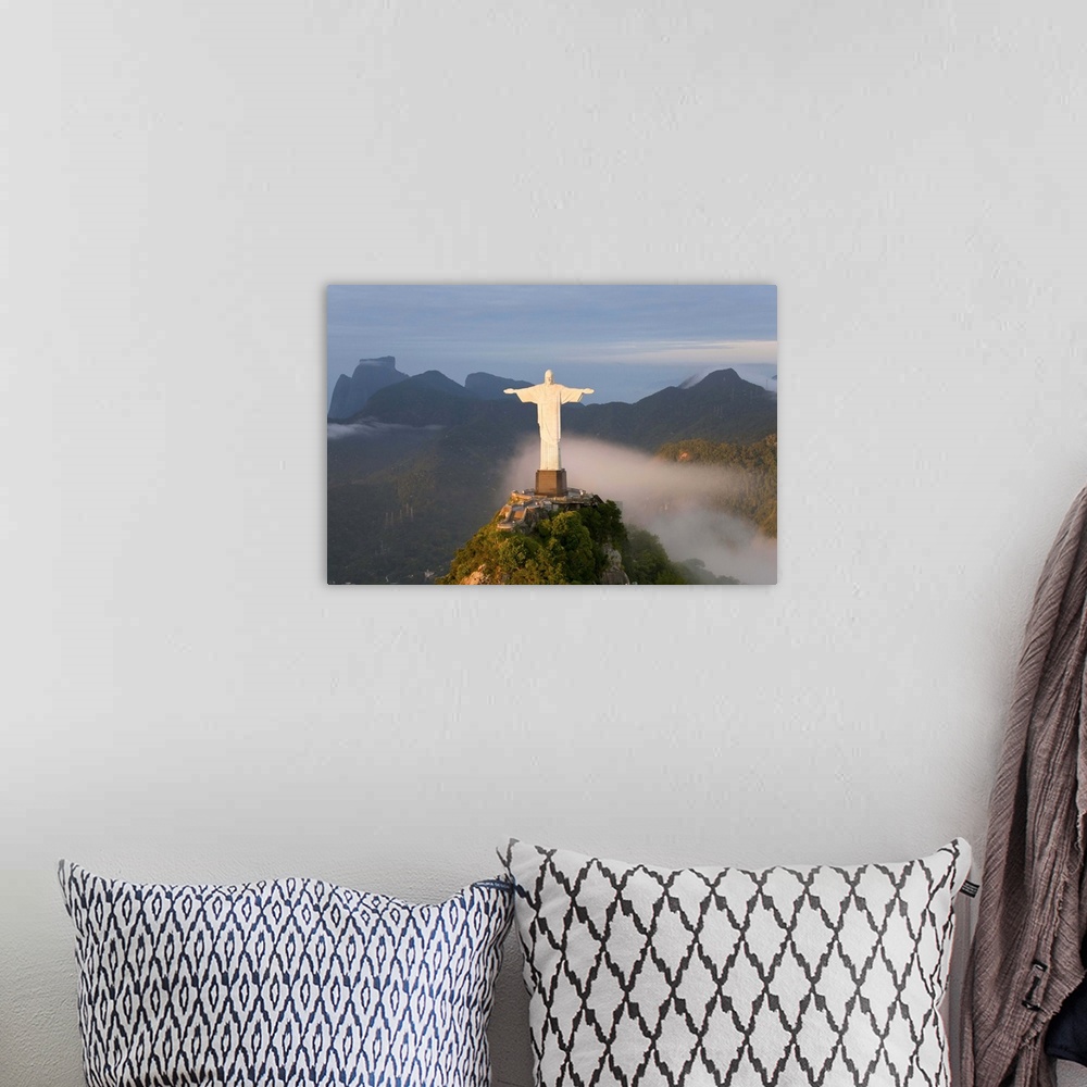 Brazil Sculpture of Christ the Redeemer Icon. Trendy Modern Flat