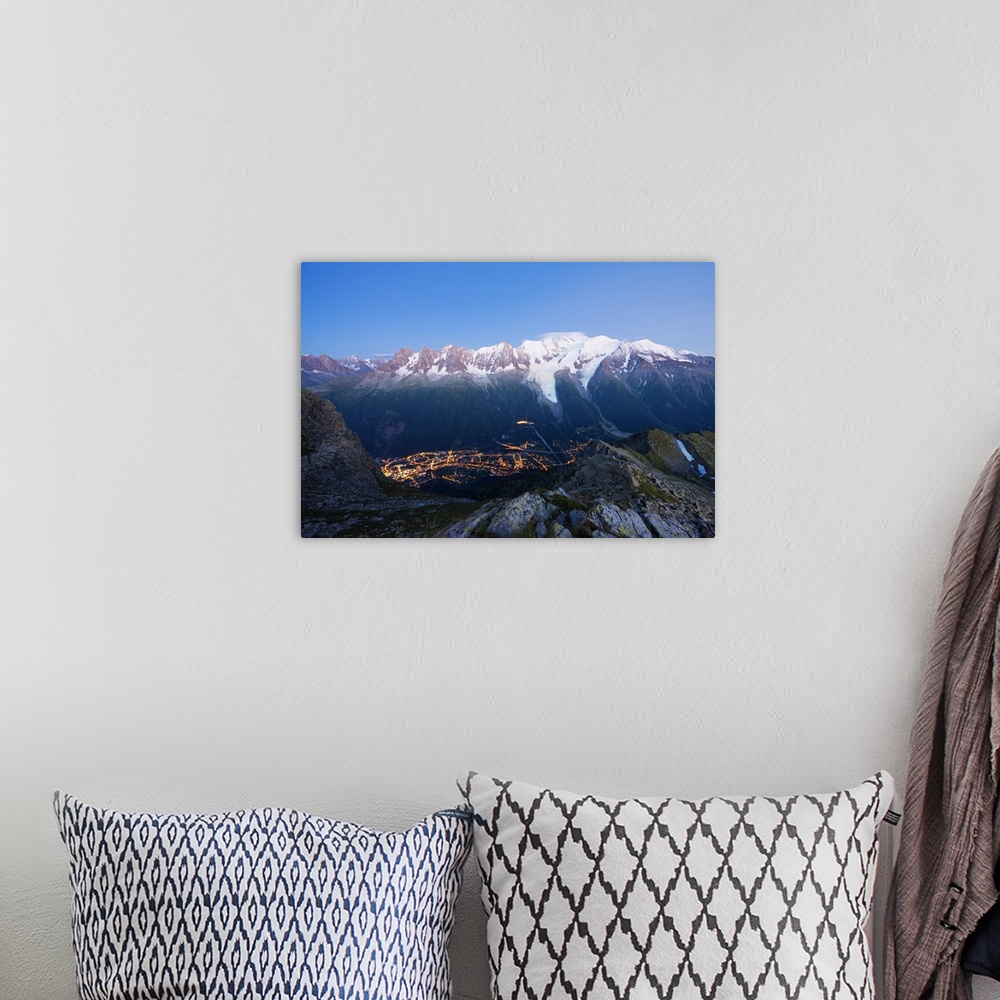 A bohemian room featuring Europe, France, Haute Savoie, Rhone Alps, Chamonix Valley, Mont Blanc (4810m).