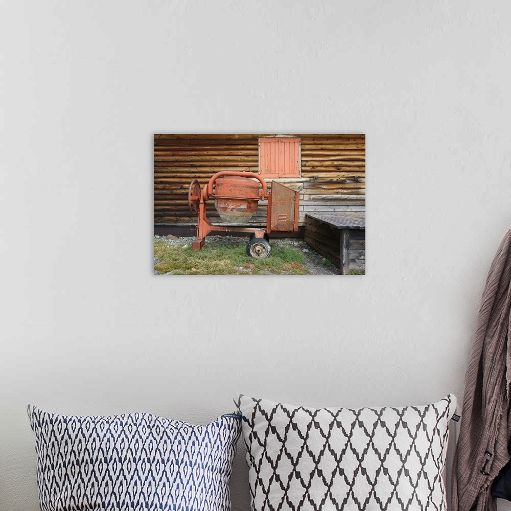 A bohemian room featuring Italy, Stelvio National Park: cement mixer.