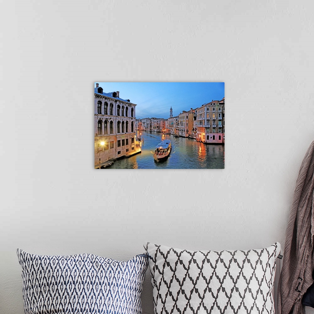 A bohemian room featuring Canal Grande, Venice, Veneto, Italy