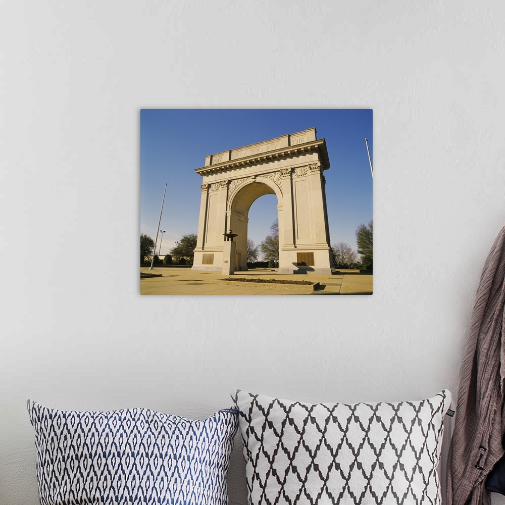 A bohemian room featuring Low angle view of a triumphal arch, Newport News Victory Arch, Newport News, Virginia