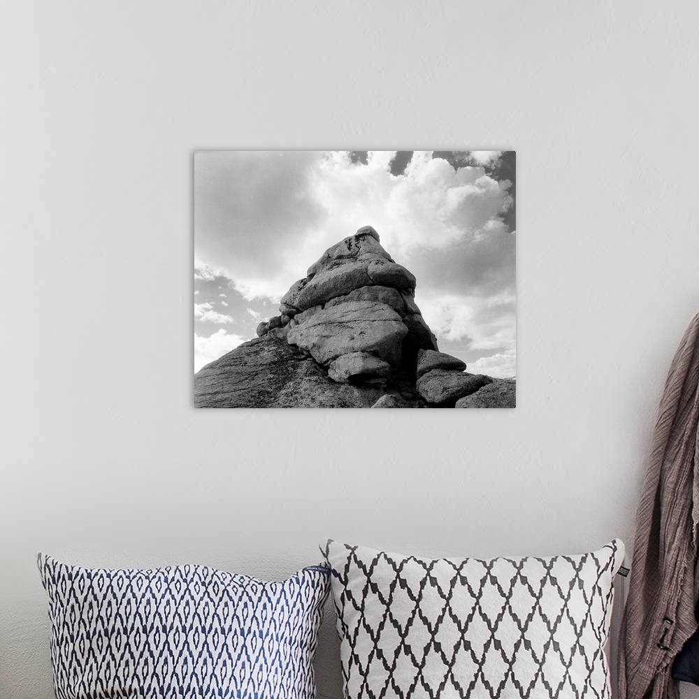 A bohemian room featuring Rock and Cloud.