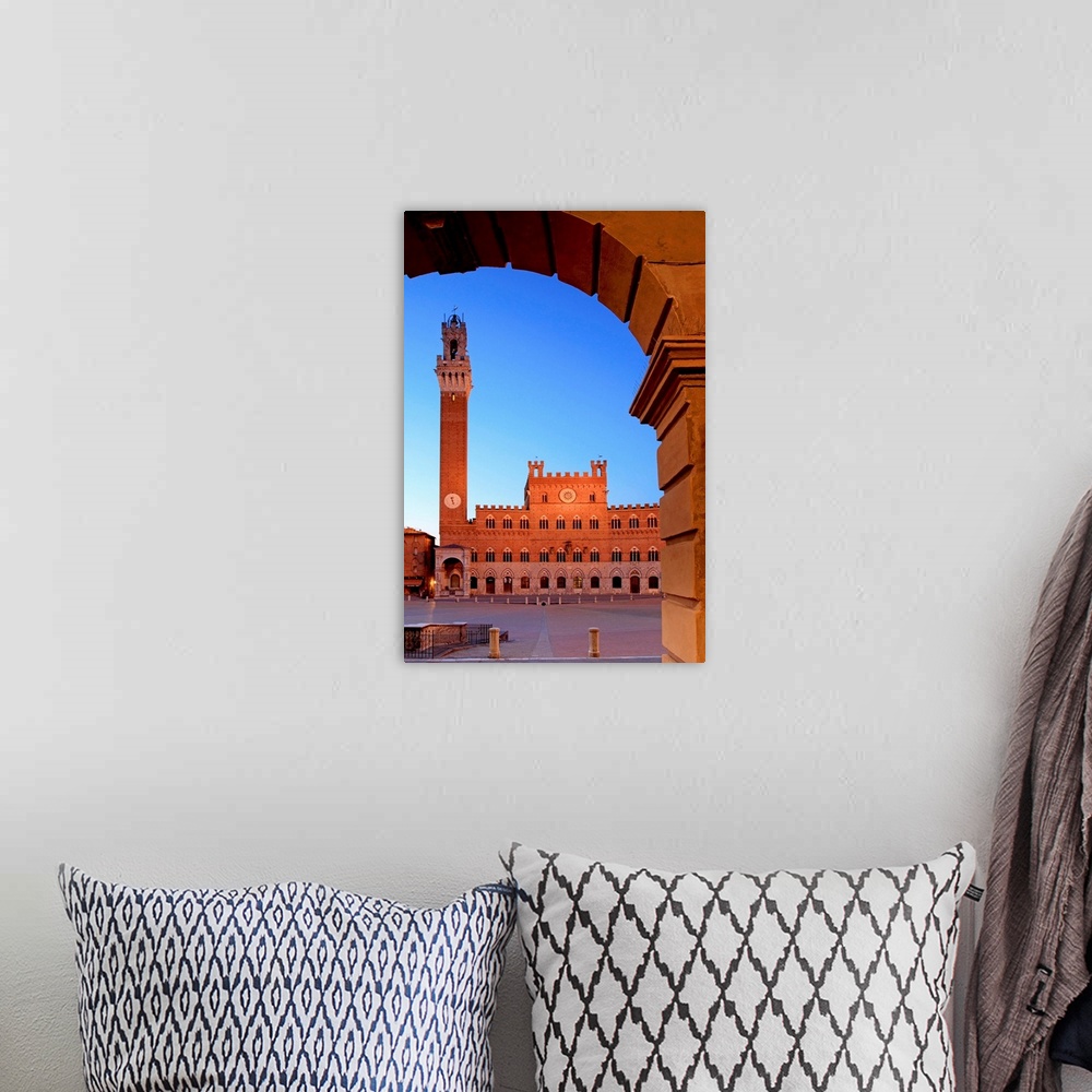 A bohemian room featuring Italy, Tuscany, Siena, Piazza del Campo, Palazzo Comunale and Torre del Mangia