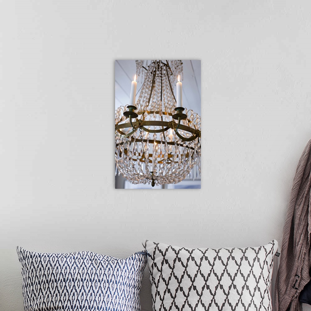 A bohemian room featuring Chandelier decoration