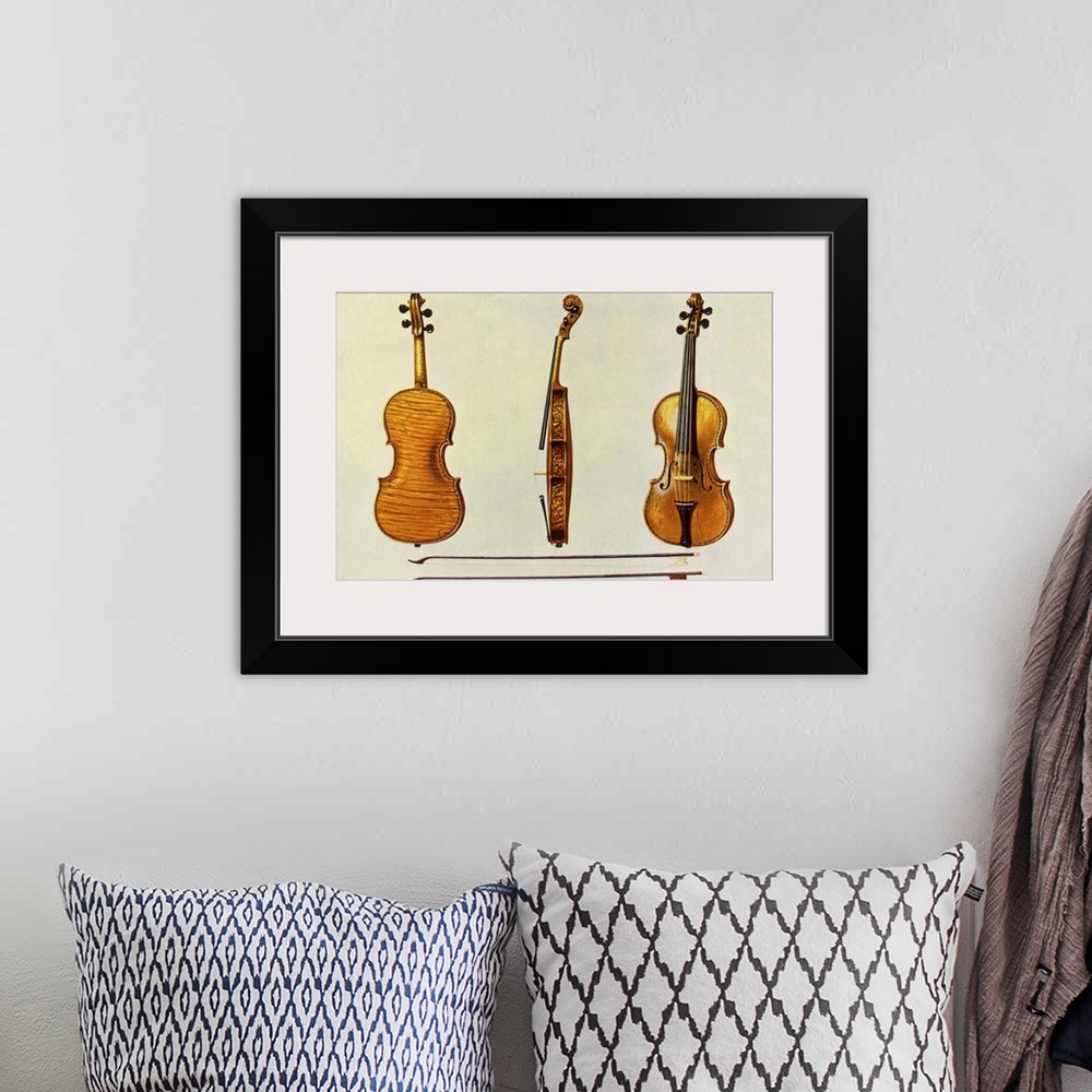 A bohemian room featuring Hellier Stradivarius