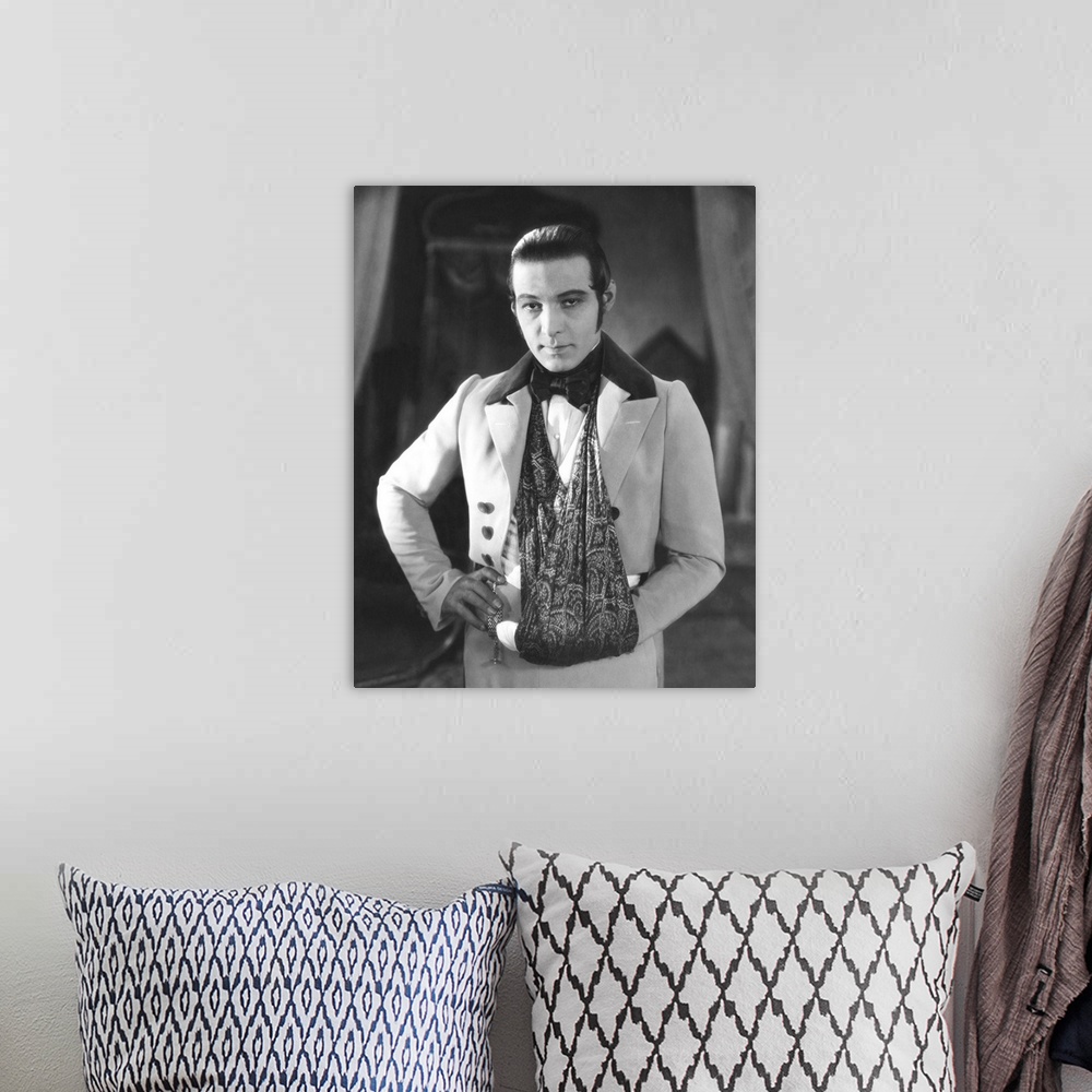A bohemian room featuring Rudolph Valentino in The Eagle - Movie Still