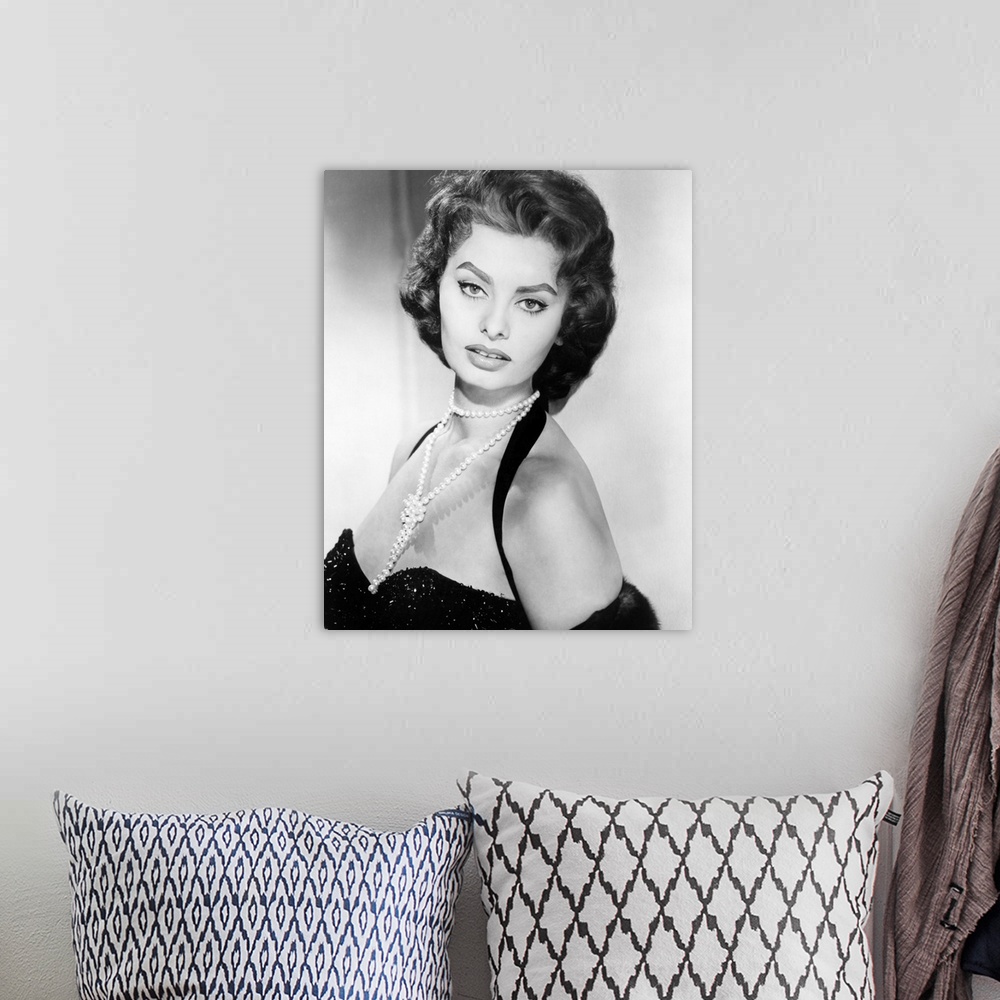 A bohemian room featuring Sophia Loren