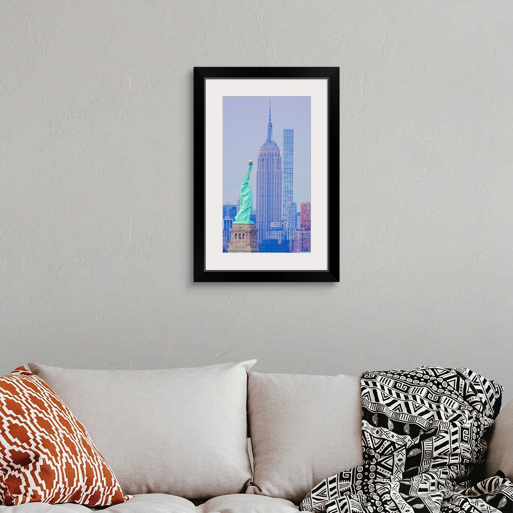 A bohemian room featuring Statue Of Liberty, Empire State Buillding And 432 Park Avenue