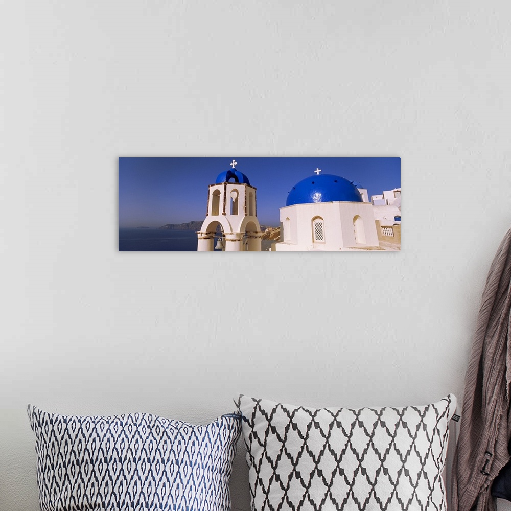 A bohemian room featuring Santorini Greece