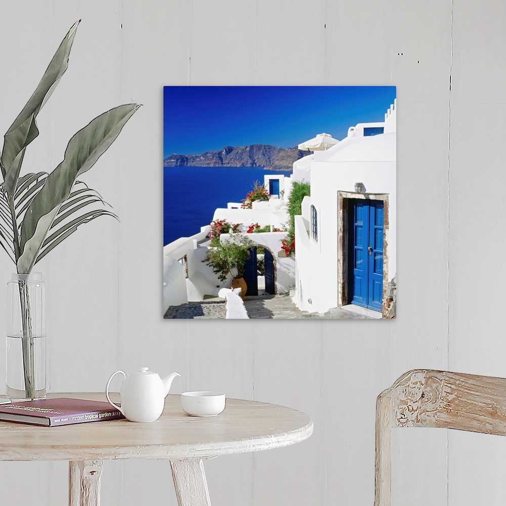 Greece, Aegean islands, Cyclades, Santorini, traditional houses and the ...