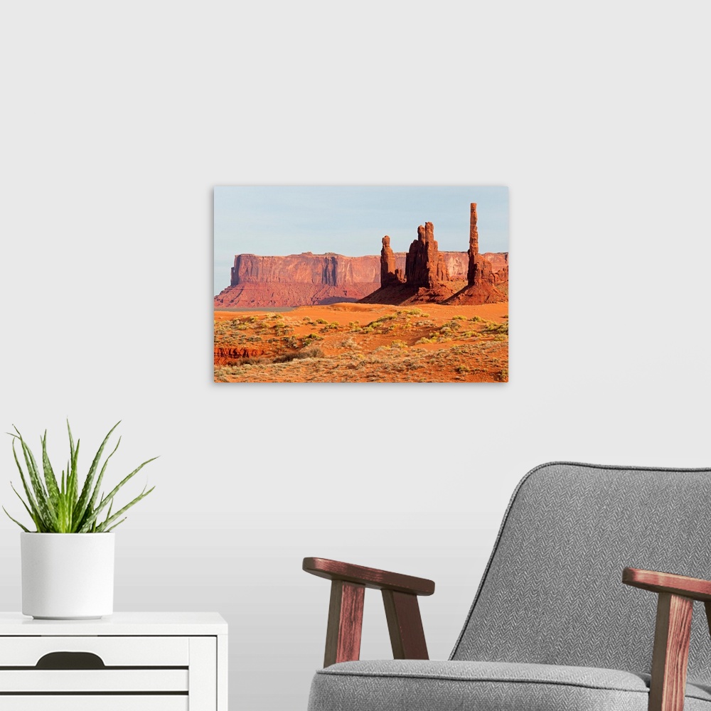 A modern room featuring AZ, Monument Valley, Yei Bi Chei and Totem Pole.