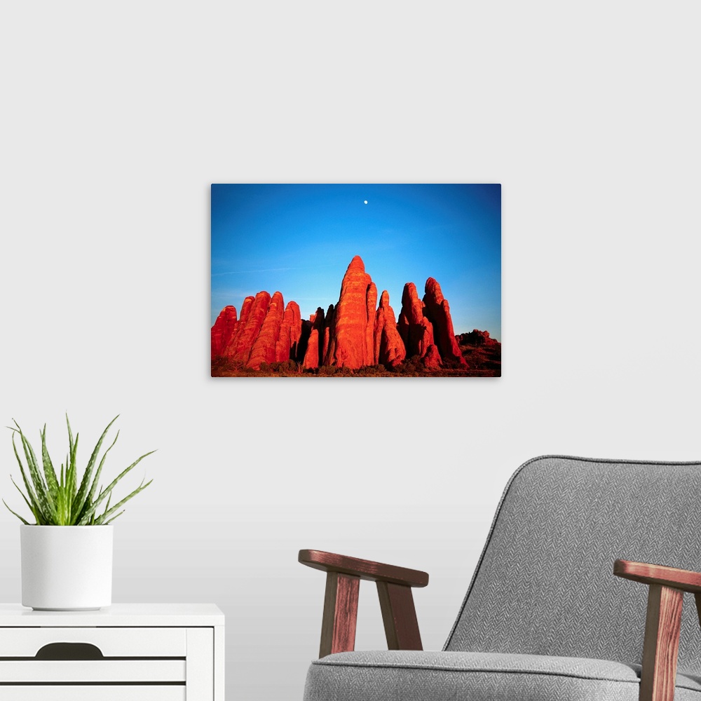 A modern room featuring Devils Garden In Arches National Park