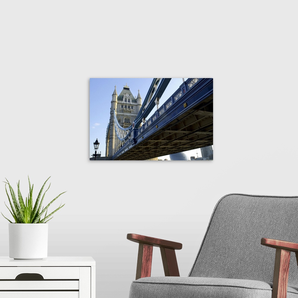 A modern room featuring Tower Bridge in London, England