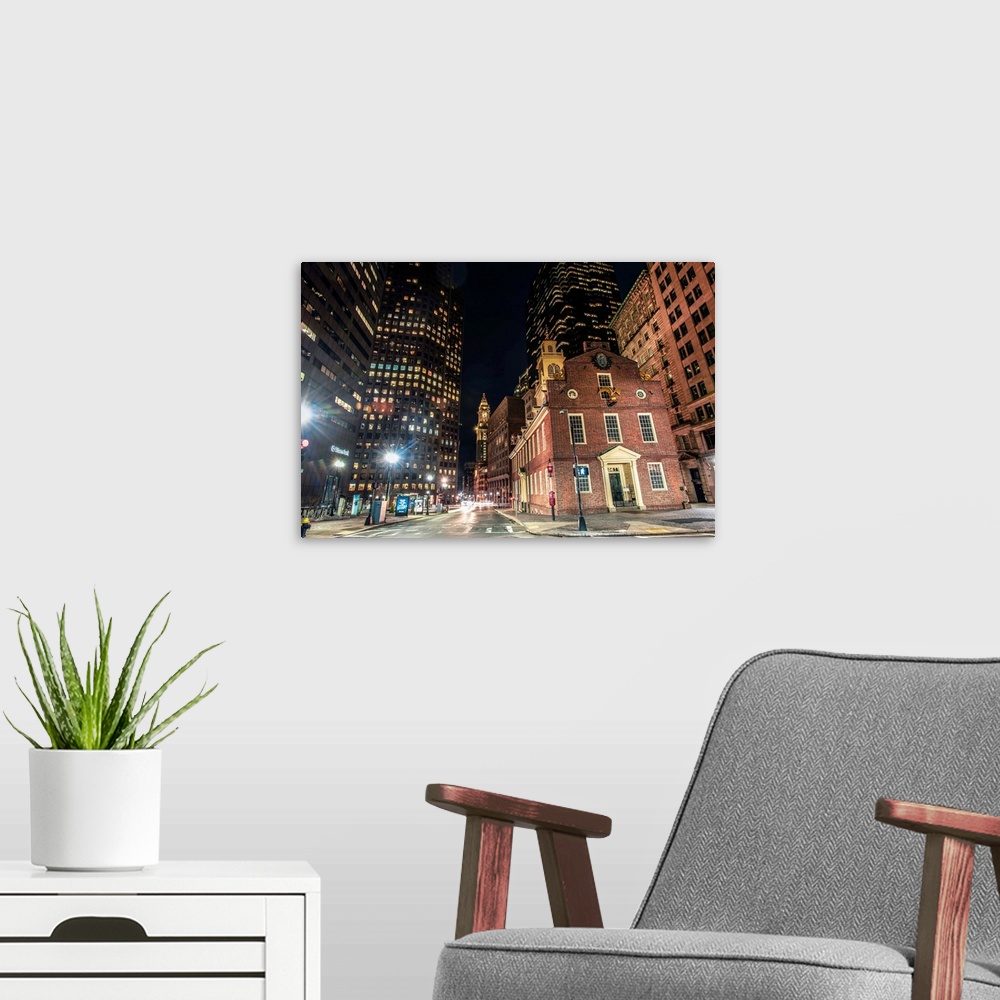 A modern room featuring Photo of the historic building, Old State House in Boston, Massachusetts.