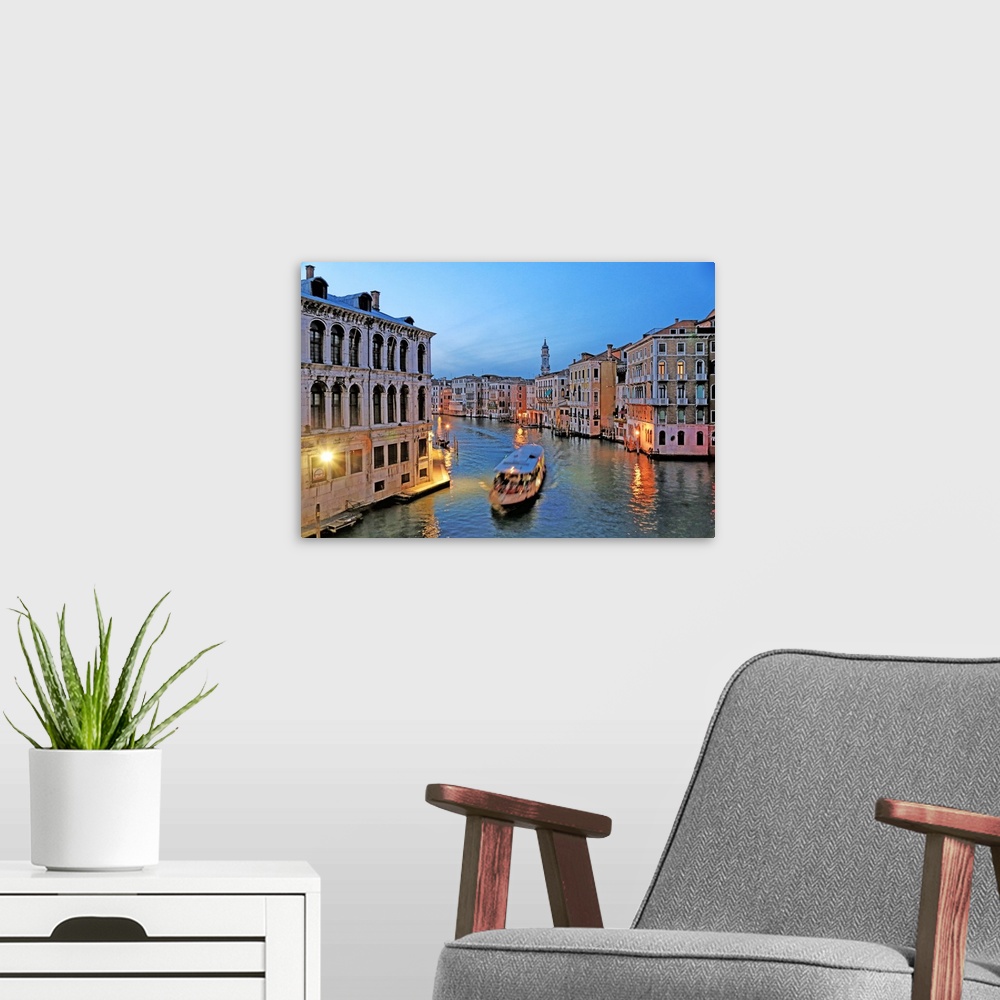 A modern room featuring Canal Grande, Venice, Veneto, Italy
