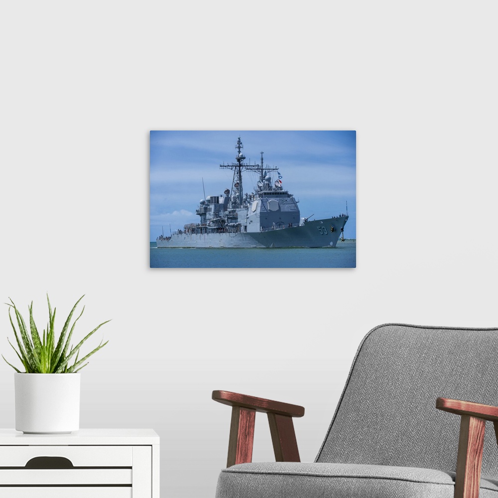 A modern room featuring Pearl Harbor, August 2, 2016 - Guided-missile cruiser USS Mobile Bay (CG 53) arrives at Joint Bas...