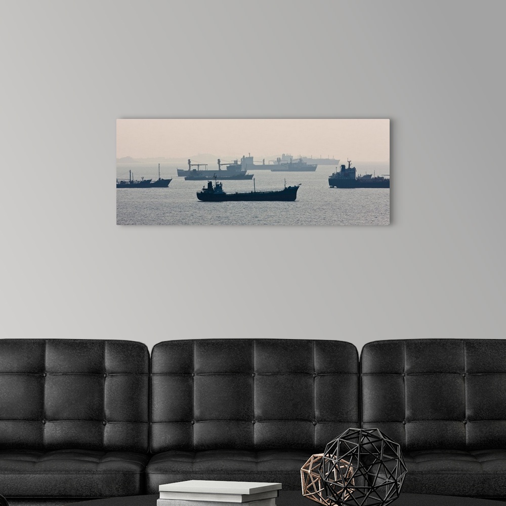 A modern room featuring View of boats at Singapore Shipping Docks