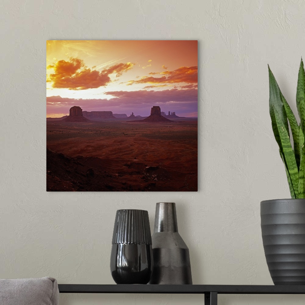 A modern room featuring Arizona, Monument Valley Tribal Park, Monument Valley
