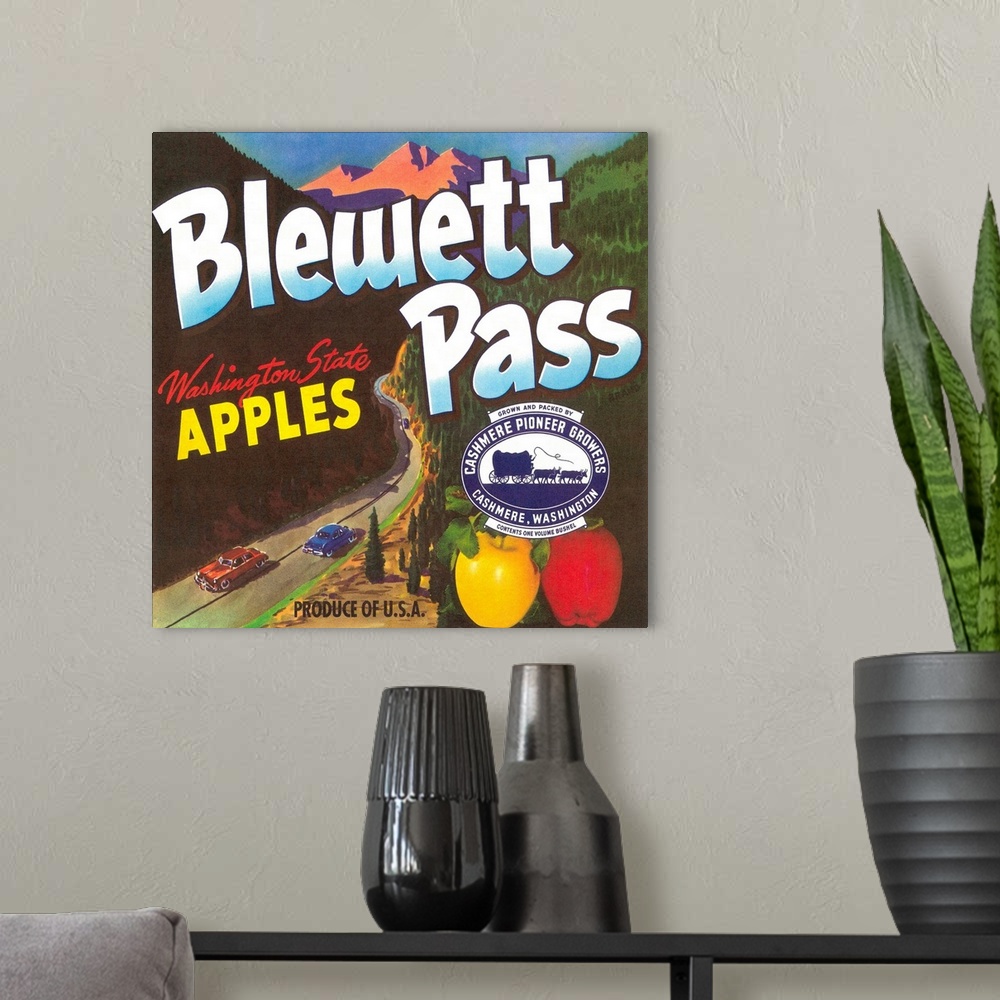 A modern room featuring Blewett Pass Apple Label, Cashmere, WA