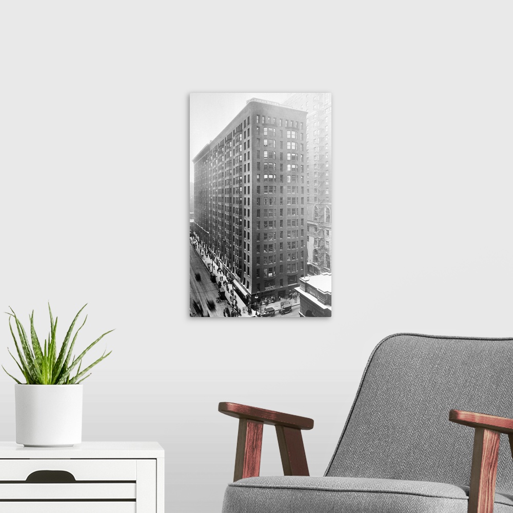 A modern room featuring Monadnock Building, Chicago